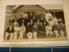 VINTAGE CRICKET TEAM PHOTOGRAPH - 1930s - UNIVERSITY TEAM