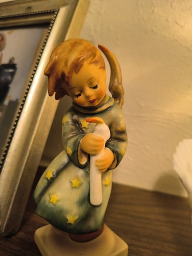 Goebel hummel heavenly angel - goebel,