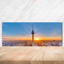 Kitchen rear wall splash guard