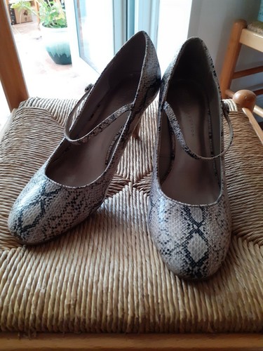 Glamorous faux crocodile - m, s
