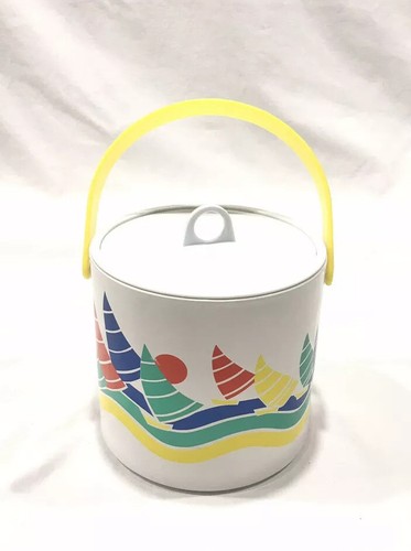 Vintage 1960 retro - vintage, sailboat