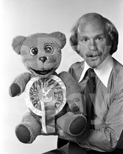 Roger De Courcey, Nookie Bear