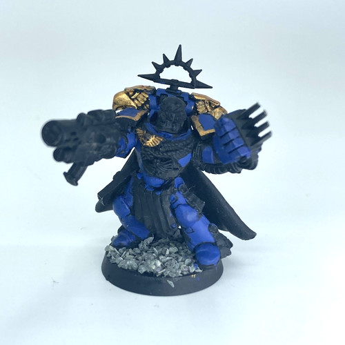 Space marines captain with - marines,