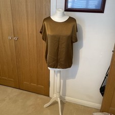 Women's Shiny Satin Feel Gold