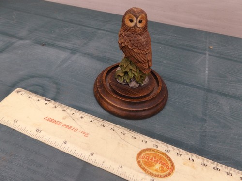 Border fine arts owl - border,