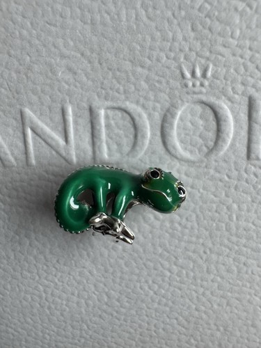 Pandora disney tangled pascal - disney,