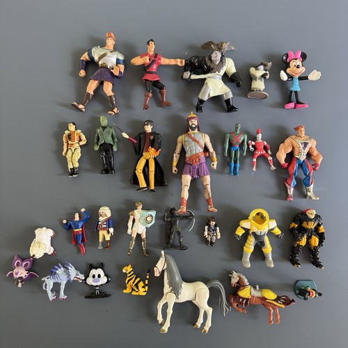 Vtg action figure lot digimon - vtg,