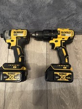 Dewalt Combi Drill and Impact Driver Set