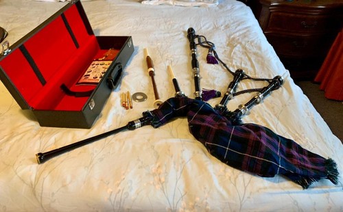 Bagpipes beginners with - beginners,