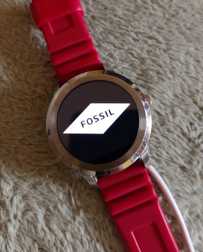 Fossil founder 0 - fossil,