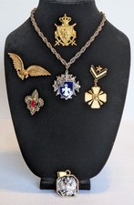 Vintage 6 Piece Fleur-de-lis