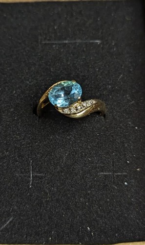 9ct yellow gold 10ct - yellow, 0.10ct