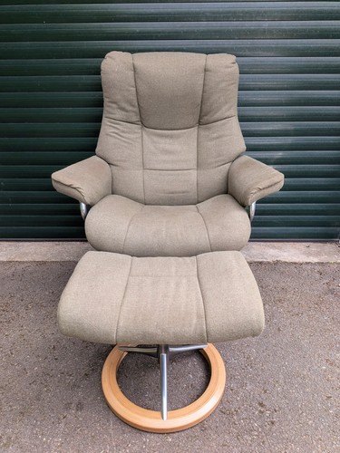 Stressless chair and footstool - and,