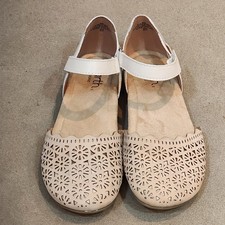 Earth Origins Women’s Brown