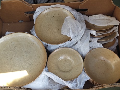 Beige speckled stoneware - beige,