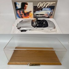 JAMES BOND 007 Kyosho 1:12 BMW