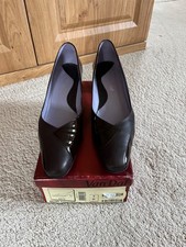 Van Dal Brown Patent Leather Shoes Size 7 D