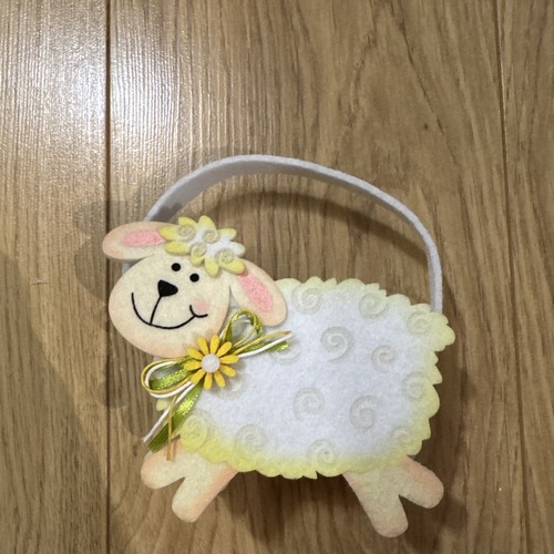 Sheep felt basket - sheep,