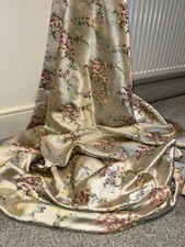 1 Meter Champagne Floral