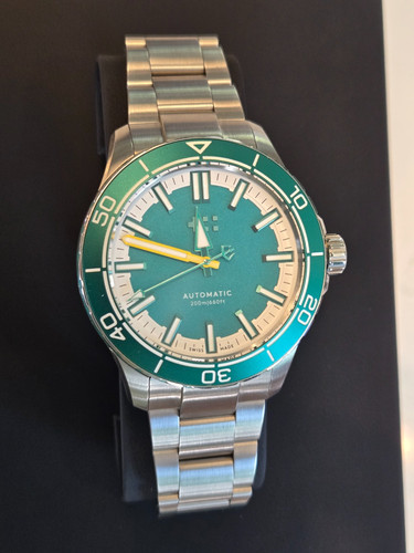 Christoper ward c60 trident - christoper,