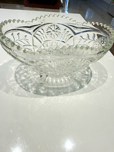 Unmarked clear cut glass oval - unmarked,