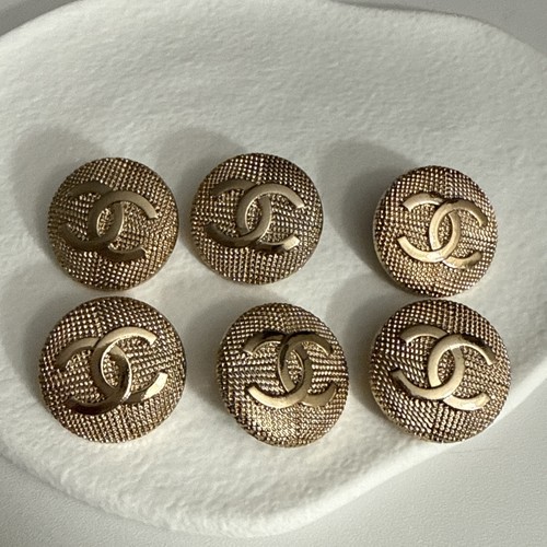 Chanel vintage designer - vintage, button