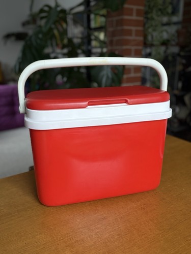 Vintage retro red - retro, cool