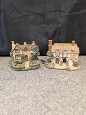 2 X The Leonardo Collection - Miniature Cottages - Quirky