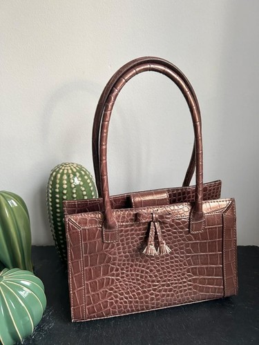 Stunning liz claiborne small - liz,