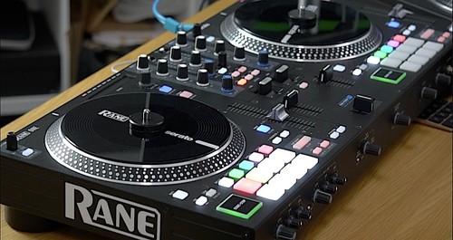 Rane one professional - dj,