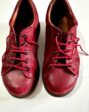 THE ART COMPANY Dark Red