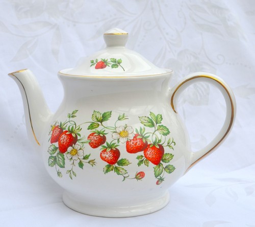 Large 4362 sadler - sadler, strawberry