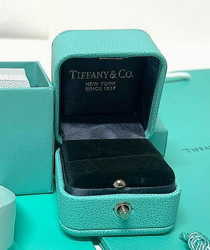 Tiffany engagement ring - tiffany, co