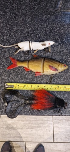 Pike lure lot including - lure,