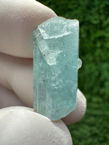New find aquamarine - find!, (vanadium