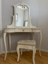 French Antique style/ Shabby chic dressing table with mirror and chair