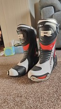 Richa Blade Motorcycle Boots Size  UK 9  Pristeen condition 