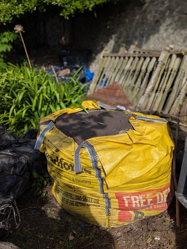 Top soil good quality garden - good,