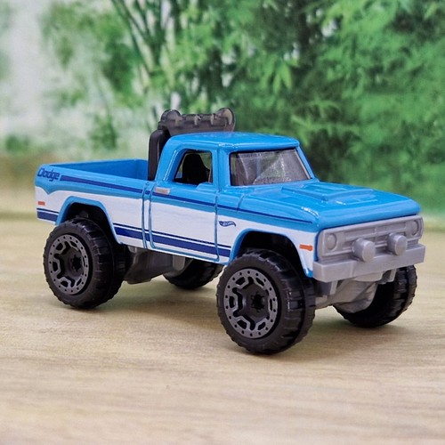 Hot wheels dodge power - hot,