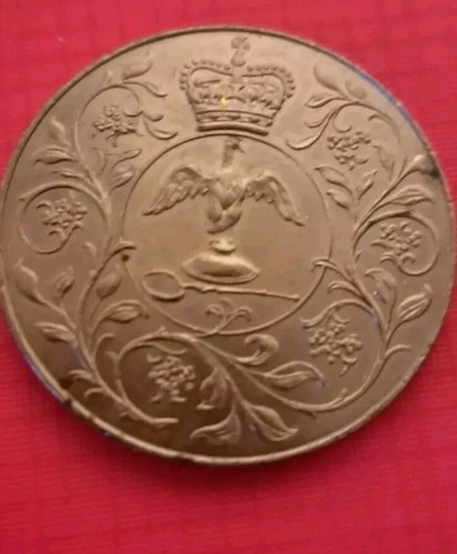 Coin 1977 queen - coin,