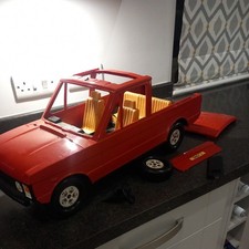 Vintage Pedigree Sindy Doll