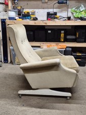 Parker Knoll - Model PK 1041 Reclining Chair (Extremely Rare)