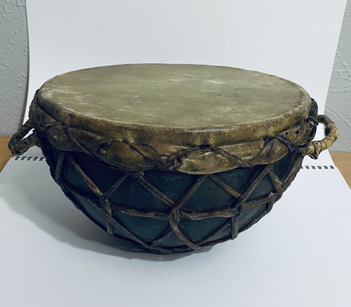 Rare african kettle - african,