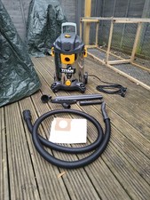 TITAN TTB776VAC 1400W 30LTR WET & DRY VACUUM 220-240V