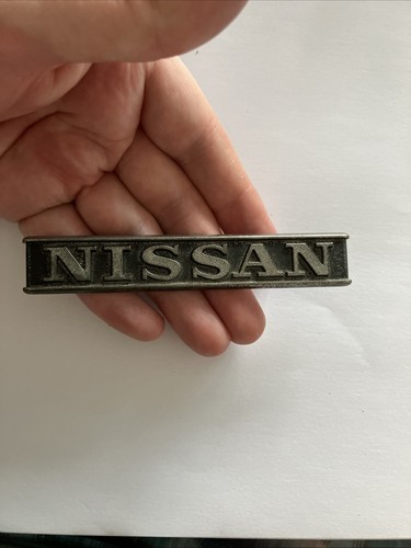 Nissan badge classic - nissan, car