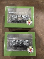 Pair of O Gauge 7 Plank Welsh