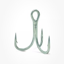 VMC 7556 TIN/BLA 75 Series SIZE 2 Treble Hook 5pcs Barbed Pike Fishing Predator