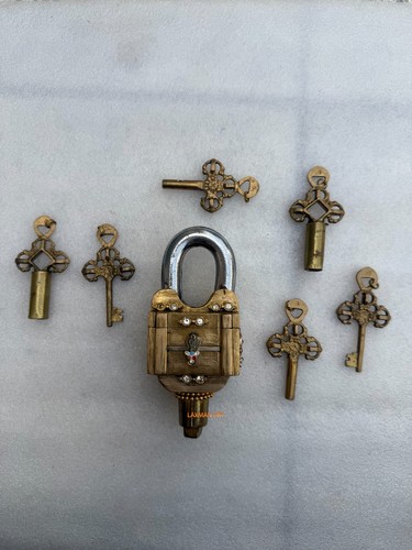 Brass lock vintage style - brass,