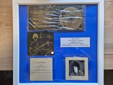 Ronnie Wood Limited Edition Framed Memorabilia Signed. With Certificate