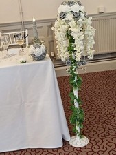 2 X Wedding Isle Decoration Pillars White And Grey Roses Crystals
